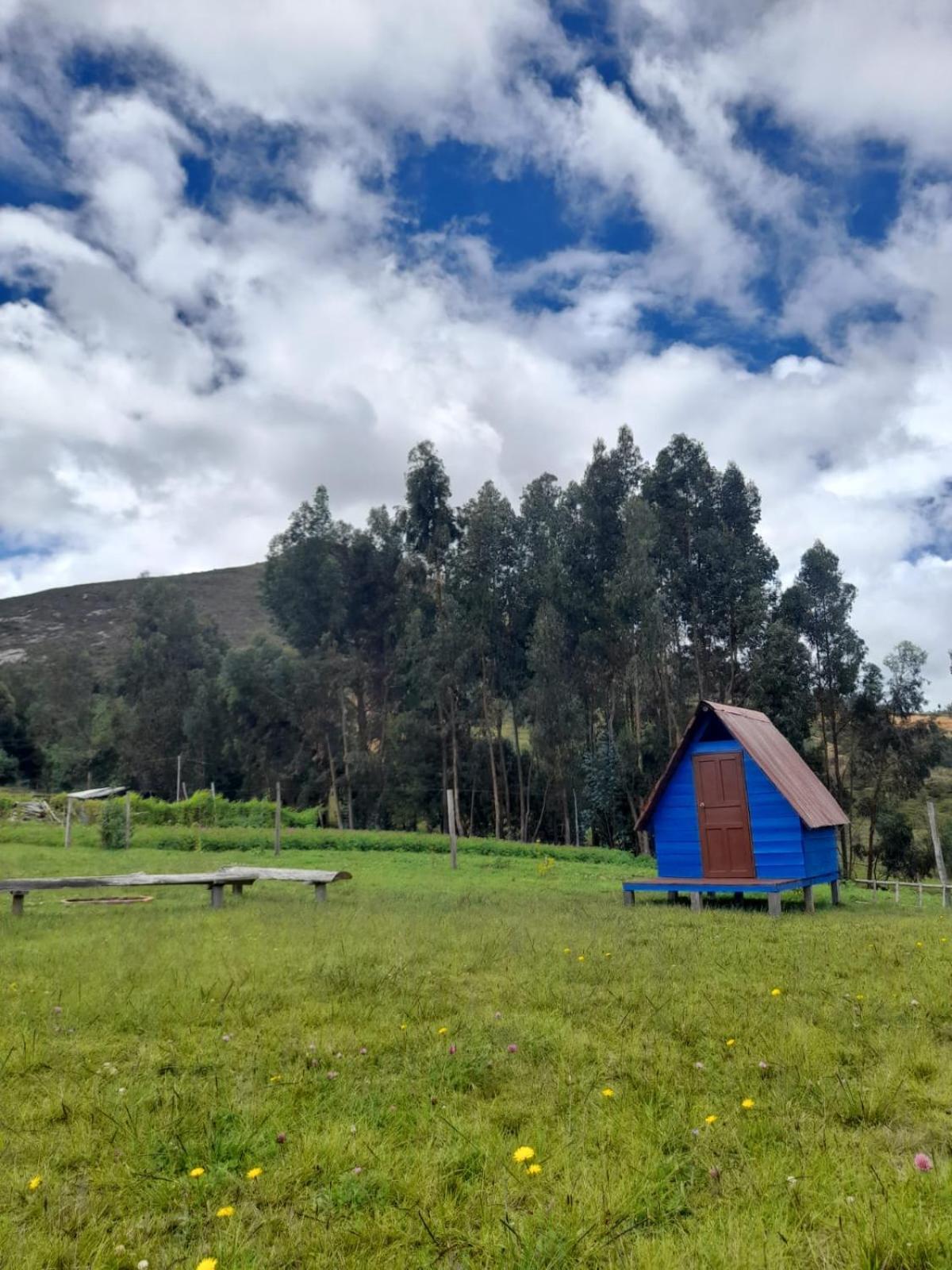 San Francisco - Cabana, Teepee & Zona De Guatavita